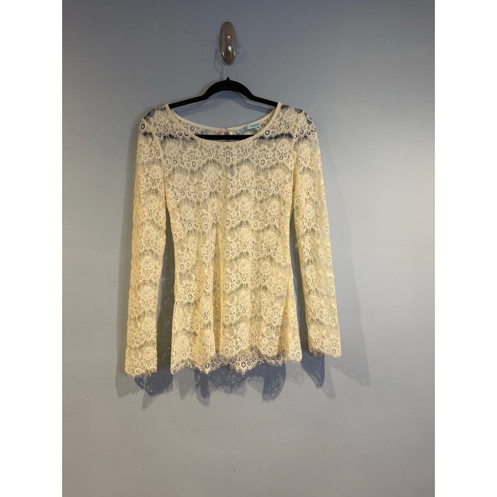 Maurices Cream Lace Coquette Long Sleeve Top – Size Small